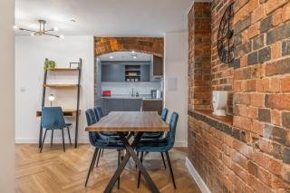 Brindley Suite - 2 Beds - Amenities - City Center - 2