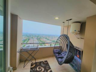 Luxury 1BR City View Suite DHA Phase 4 Goldcrest Mall - 6