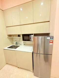 Orzena Suites At Lucentia Residence - 5