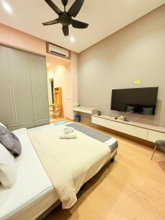 Orzena Suites At Lucentia Residence - 2