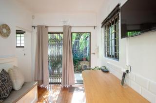 Marias Cottage 1BR Garden Retreat - 6