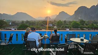 city mountain hotle - 9