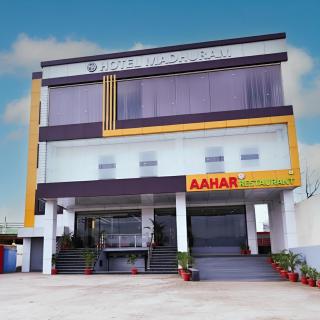 Madhuram Hotel Ayodhya - 9