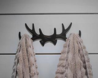 Cliff-top Cottage on Coast Path w/Panoramic Views - 1