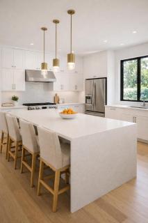 Elegant 5BR Home with Garage Ideal for Groups - 8