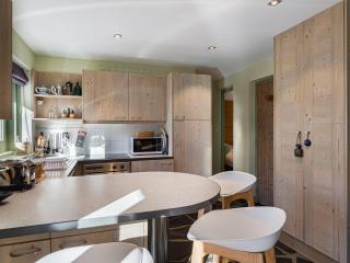 Appartement calme, terrasse et parking, proche pistes - FR-1-565-37 - 1