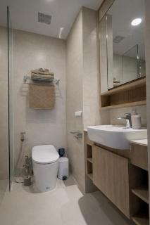 New apartment with stunning golf course view - 8