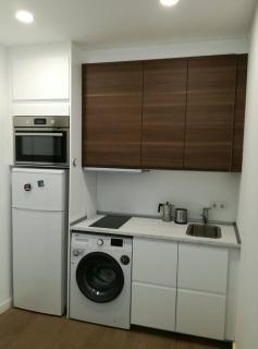 Apartamento P1 30min Sagrada Familia, 10 min playa - Badalona - 9