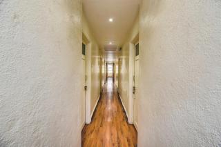 FabHotel Gargi Residency - 4