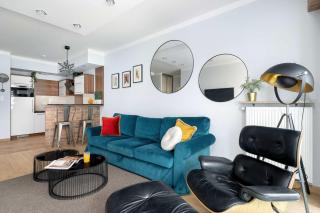 Przytulny Jasny Apartament z Balkonem oraz Parkingiem by Noclegi Renters - 5