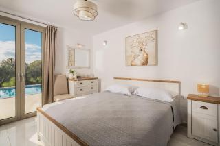 Amore Villa, 4 bedrooms & Private pool, by ZanteWize - 3