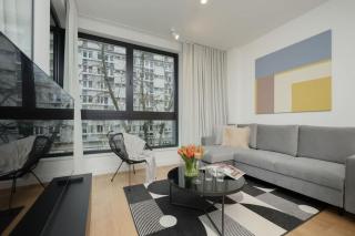 Luxury Apartments with Balcony & Air Conditioning in the Centre of Warsaw by Renters Prestige - Warsaw - 7