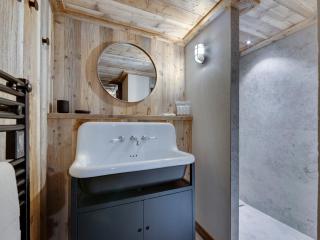 Appartement de charme pour 8 personnes avec parking et WIFI près des pistes - FR-1-690-15 - 2