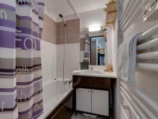 Studio mezzanine avec entrée montagne, balcon au pied des pistes - FR-1-690-30 - 1