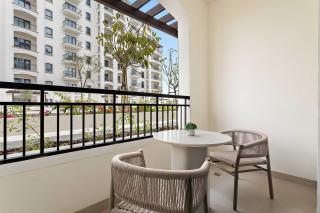 Silkhaus Vacation Homes Prime 2BR in Yas Golf Collection - 9