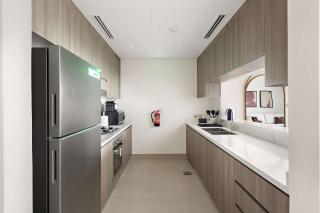 Silkhaus Vacation Homes Prime 2BR in Yas Golf Collection - 3