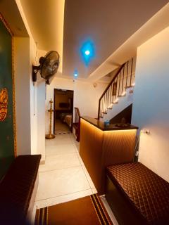 Sreekanteswara flower house - 6