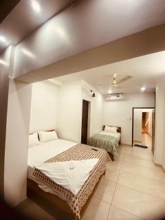 Sreekanteswara flower house - 3