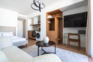 Central Limassol Studio w Balcony Near Beach - 7