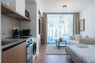Central Limassol Studio w Balcony Near Beach - 6