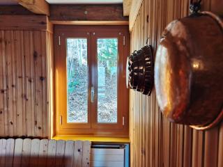 Charlie & Alaska Apartments by Quokka 360 - Mountain apartments near Carì ski slopes - 1