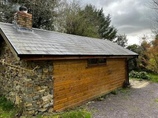 Little Cabin in the Woods - 6