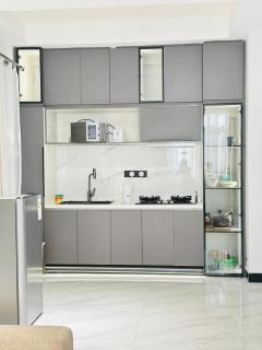 BRB HOMES - Fully Furnished One-Bedroom Hideaway in Kisaasi, Kampala - 1