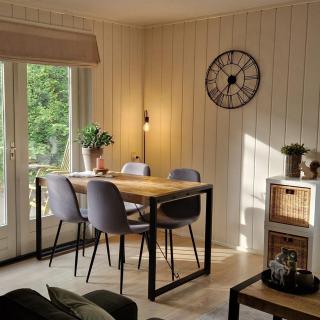 Knus Boshuis in de Natuur met Sauna - 5