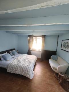 Charming 1818 Farmhouse Retreat with Private Pool in Pensol - 4