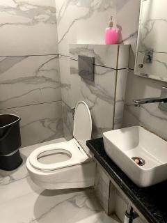 hotel pooja paharganj - 5