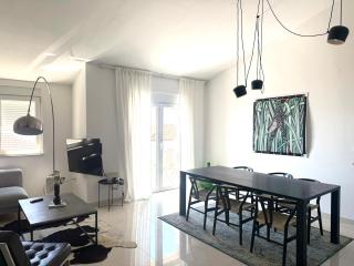 Apartment Beachfront Petar - 4