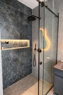 Lungomare Luxury Seaview Suites - 1