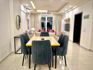 ELYSIUM TOWER-Luxury Two Bedrooms Apartments Facing Centaurus Mall Islamabad - 4