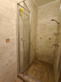 Adrys Holiday Rooms - 5