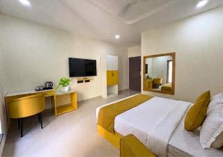Yellow Sapphire Hotel DLF Cyber City - 0