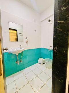 royal samrat inn - 2