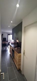 LUMINEUX 30 m avec BALCON- CENTRE VILLAGE - 5