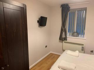 Contractor Bookers Liverpool City Centre - 7