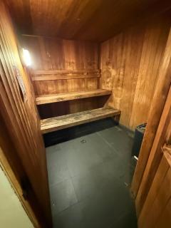 Sleek & Cozy 1BR Apt in Melbourne CBD - 2