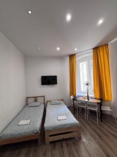 ZABRSKA l 12 Studio - 4