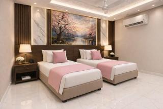 Hotel Brisa Near Delhi Airport - 1