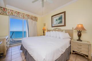 Island Royale 404 condo - 3