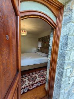 An experience of history and modernity Stone House Concept Mansion - 8