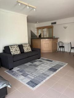 The Studio on Barberry with a Pool - 4