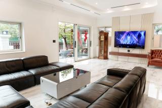 William's House - 1