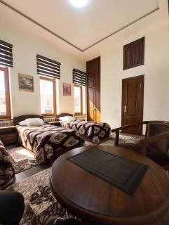 GUMBAZ HOTEL in City Center - 3