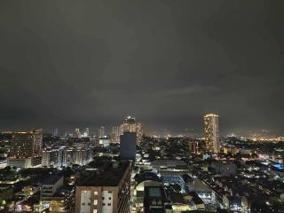 1 Bedroom Manhattan Heights Araneta Cubao - 9