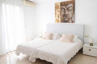 Sea front apartment in Puerto Banús - 8