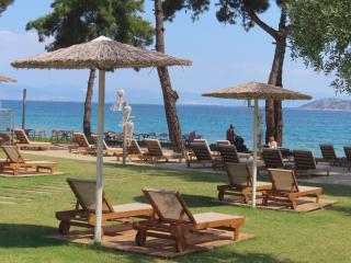 Aroma Beach Bungalows - 3