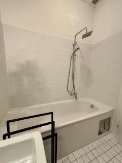 2BR Stylish Modern City Apartment - 6